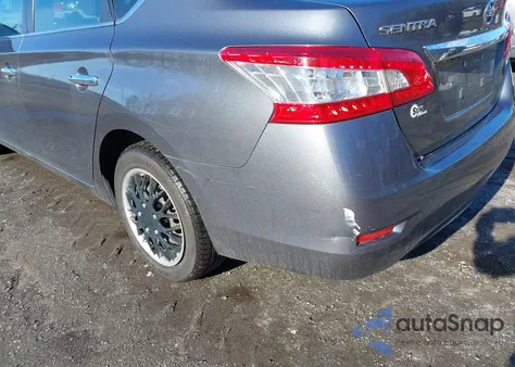 2015 Nissan Sentra Fe+ S/S/Sl/Sr/Sv z USA, uszkodzony, nr VIN 3N1AB7AP2FY260355